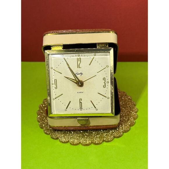 Vintage Elgin Bradley Travel Alarm Clock Works Good Condition - Picture 1 of 6